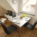 Apartament Uns To Hus Waterkant *